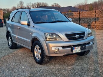 KIA SORENTO 2,5CRDi  4x4 - 3