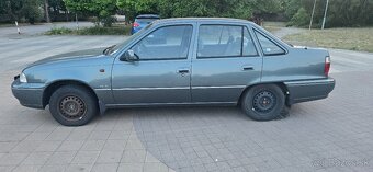 DAEWOO NEXIA - 3