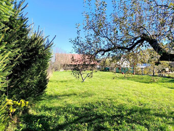 RD S KRÁSNYM VEĽKÝM POZEMKOM 1621M2 ČIAST.REKONŠTRUKCIA UDRŽ - 3