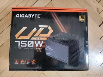 Predám zdroj GIGABYTE UD750 GM - 3