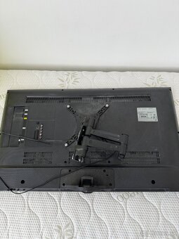 Samsung LED TV 40” - 3