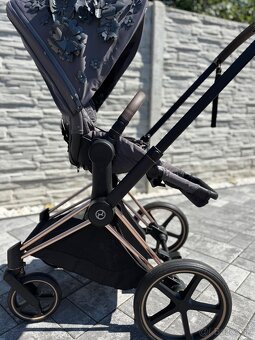 Cybex priam 3.0 2-kombinacia simply flowers - 3