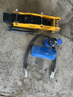 Hydraulické búracie kladivo - 3