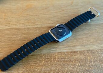 Predám Apple Watch SE (1. generácia) – GPS, 40 mm, Silver (h - 3