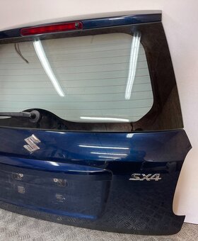 Suzuki SX4 2006- 5. piate kufrové dvere kufor - 3