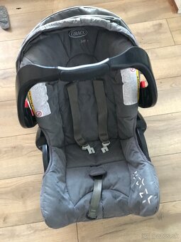 Graco autosedačka - 3