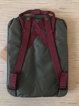 Batoh Fjällräven Kanken military s vínovými popruhmi - 3