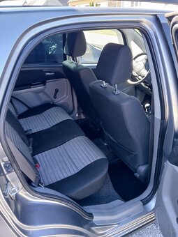 Suzuki SX4 - 3