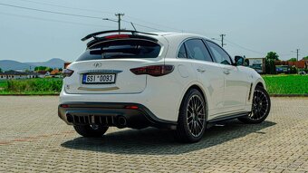 Infiniti FX Vettel by Brabus 309 kw 1 zo 150 - 3
