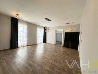 NA PRENÁJOM 5 kancelárskych miestností 200 m² + 24 m² terasa - 3