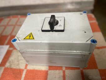 Vačkový spínač S10-160J - 3