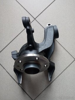 rameno, otočák konzola motora, Škoda, Seat , VW - 3