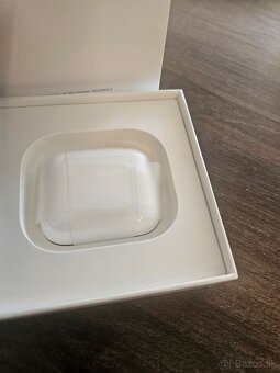 Apple AirPods MV7N27M/A - 3