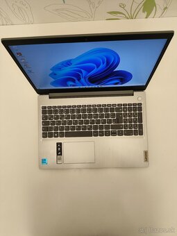 Lenovo IdeaPad 3 15ITL05 |i3-1115G4 |8-16 GB RAM |256 GB SSD - 3