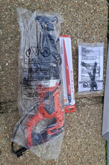 CHVOSTOVA PÍLA  HECHT  1575 - 3