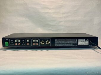 Monacor VMX-440/SW – 4-kanálový mixér - 3