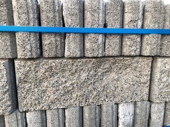 predám obkldový kameň - 3