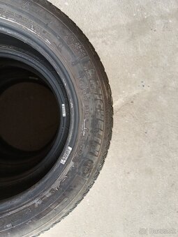 Predám Michelin 185/60R15 zimne - 3