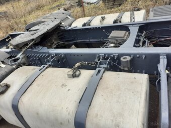 Ťahač volvo- lowdeck- mega - 3