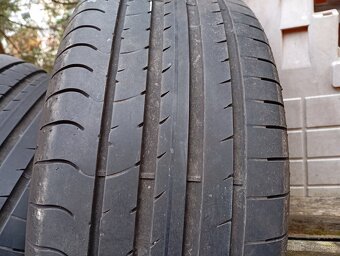 Skoro nove letne pneumatiky 235 45 17+Origo Ford Disky - 3