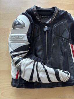 Kožená moto kombinéza Dainese 54 - 3