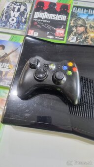 Xbox 360 250GB - 3