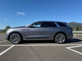 Elektrické SUV 4x4 - Hongqi E-HS9 – Flagship Long Range - 3