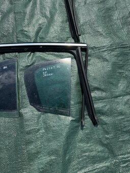 Zadné pevné okno ľavé a pravé Passat B6 Sedan - 3