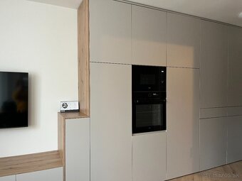 Prenájom 2-izbový byt s garážovým státím - 3