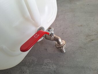 BANDASKA [ KANISTER ] + VÝPUSTNÝ VENTIL OCEĽOVÝ - 3