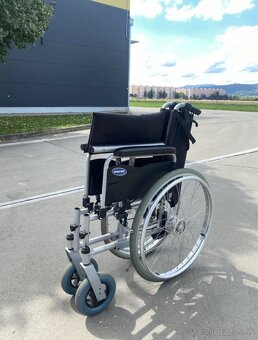 Kvalitný invalidný vozík INVACARE - 3