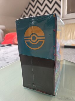 Predám pokémon ETB Ascended Heroes - 3