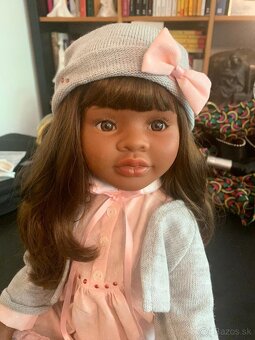 Realisticka babika v klobuku - 3