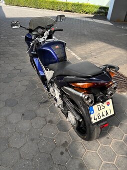 HONDA VFR 800 - 3