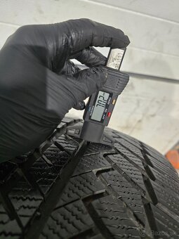 Zimné Pneu Continental 255/45 R20 - 3