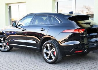 Jaguar F-Pace 30d AWD S PANO TAŽNÉ MERIDIAN 221 kw - 3