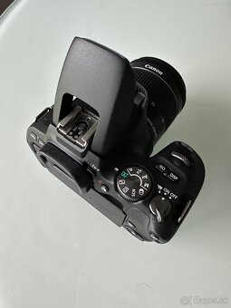 Canon 200D - 3