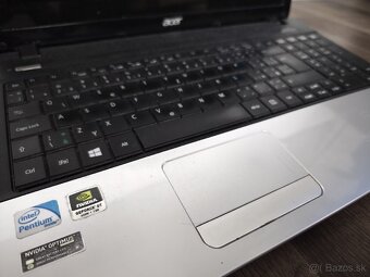 Notebook Acer Aspire E1-531G - 3