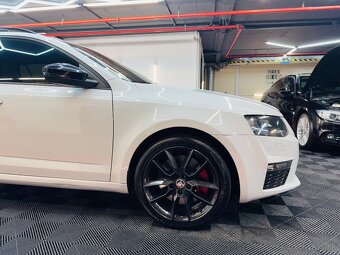 Škoda Octavia Combi 2.0 TDI DPF RS DSG - 3