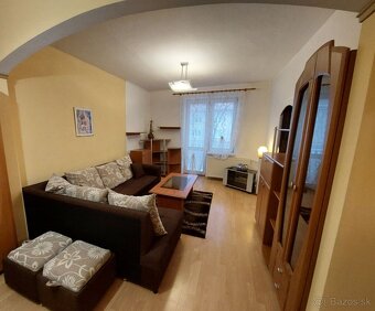 2- izbový zariadený byt na dlhodobý prenájom v Novej Dubnici - 3