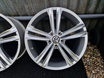 VW Sebring Tiguan Rline 5x112 R18 - 3