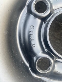 Predám dojazdové rezervné koleso VW 105/70 R14 84M - 3
