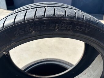 Kumho Ecsta 255/35 r20 - 3
