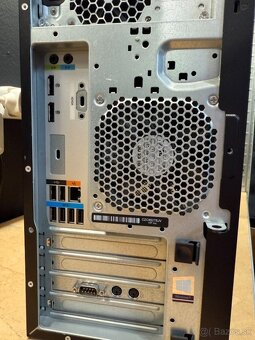 Predám pokazený počítač HP Z2 Workstation na diely. - 3