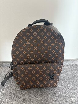 Louis Vuitton - 3