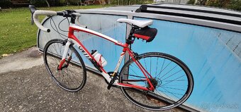 Predám cestný bicykel Specialized,takmer nový - 3