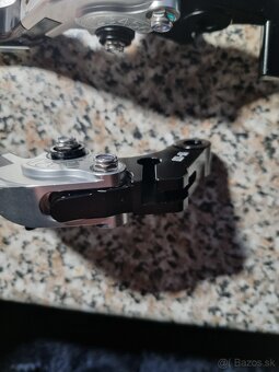 Páčky a gripy na motorku - 3