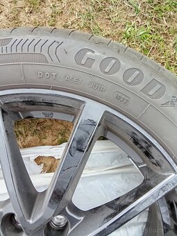 205/55 R17 pneu - 3