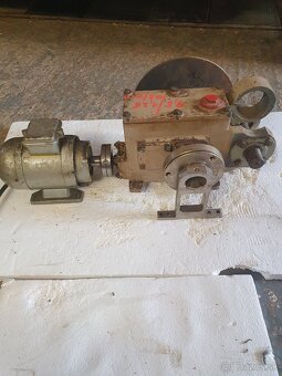 Predam elektromotor s prevodovkou - 3