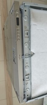 Umývačka riadu whirlpool - 3